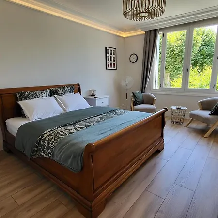 فندق مبيت وإفطار Maison De La Riviere إيميت